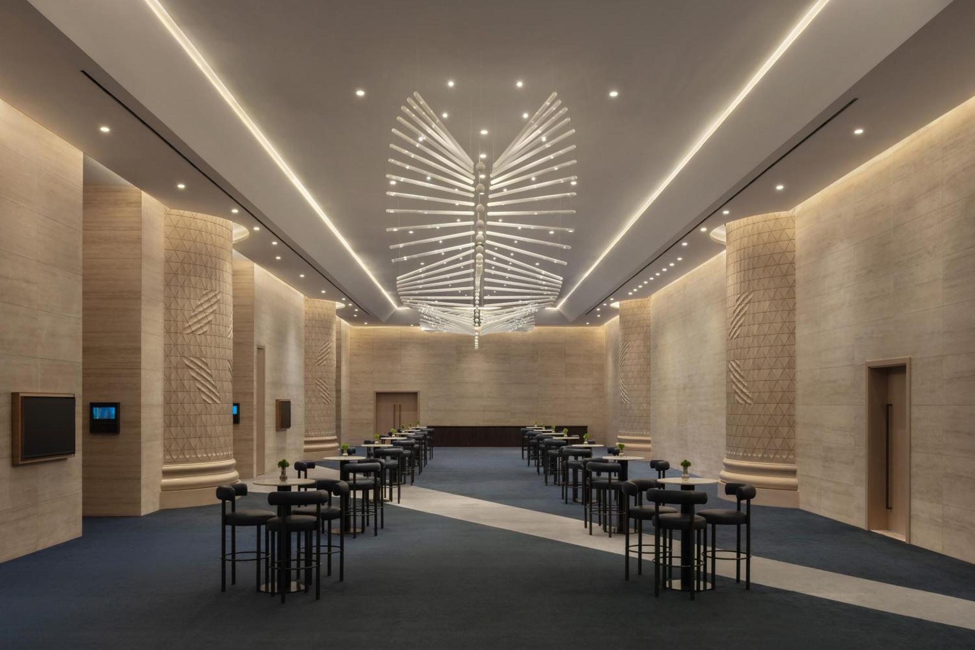 So/ Uptown Dubai Hotel ภายนอก รูปภาพ The interior of the National Museum of Oman