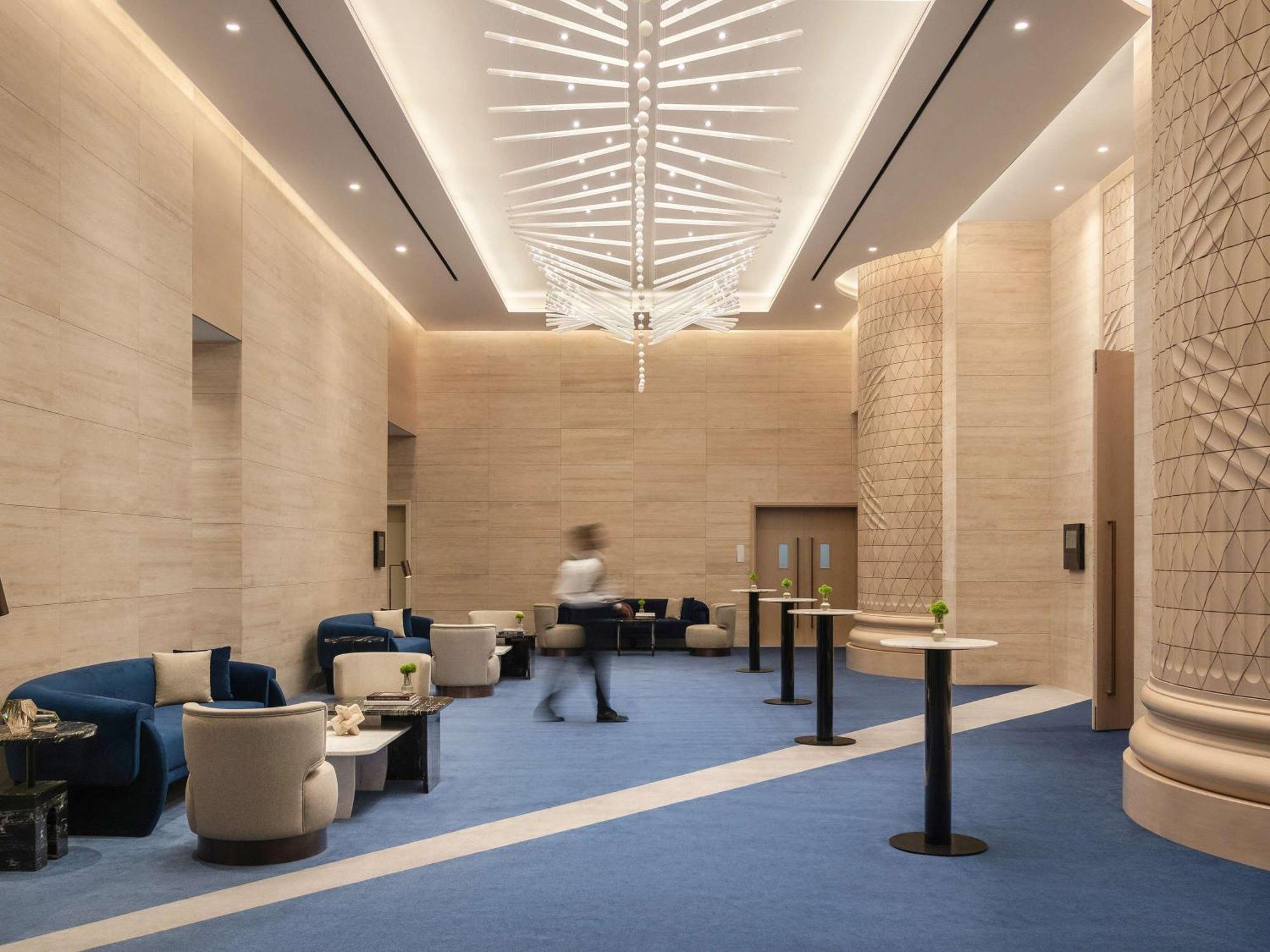 So/ Uptown Dubai Hotel ภายนอก รูปภาพ The interior of the hotel